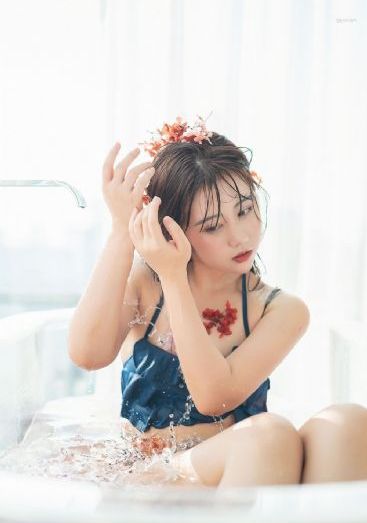 w两个世界电视剧