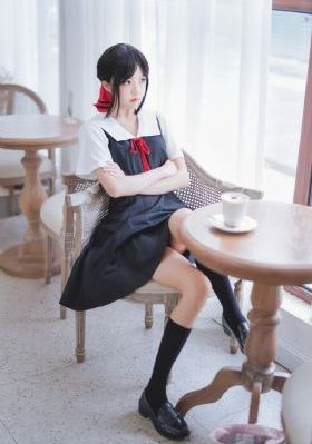 麻辣隔壁