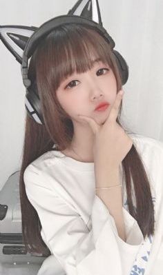 翁虹挡不住的风情