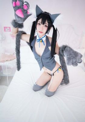 二女同志亚洲人狂欢的剧情介绍